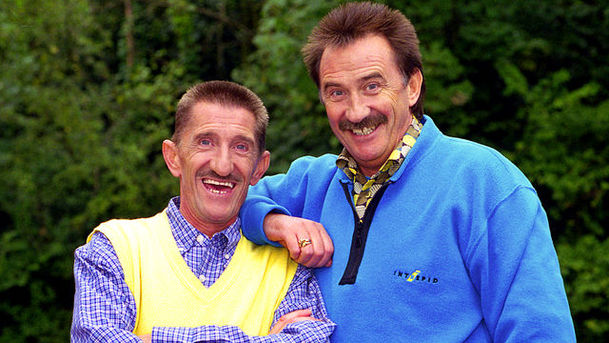 Logo for ChuckleVision - Series 15 - War of the Hoses
