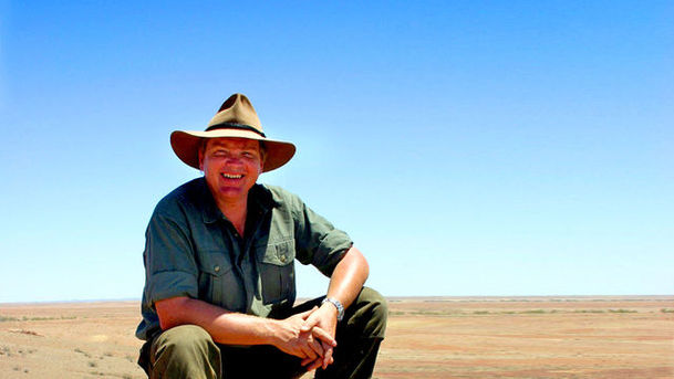 Logo for Ray Mears Goes Walkabout - Desert