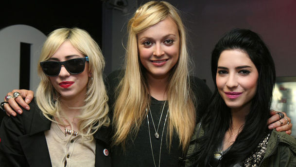 Logo for Fearne Cotton - The Veronicas in the Live Lounge