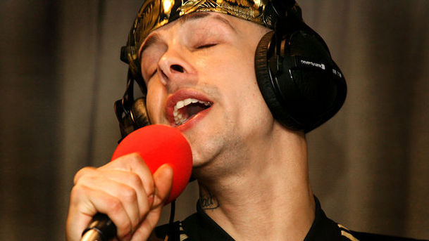 Logo for Jo Whiley - N-Dubz in the Live Lounge